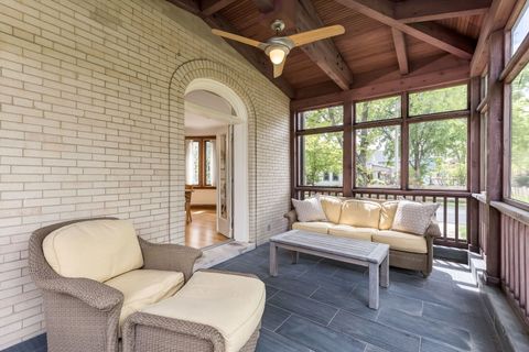 Tiny photo for 840 Augusta Boulevard, Oak Park, IL 60302 (MLS # 12643074)