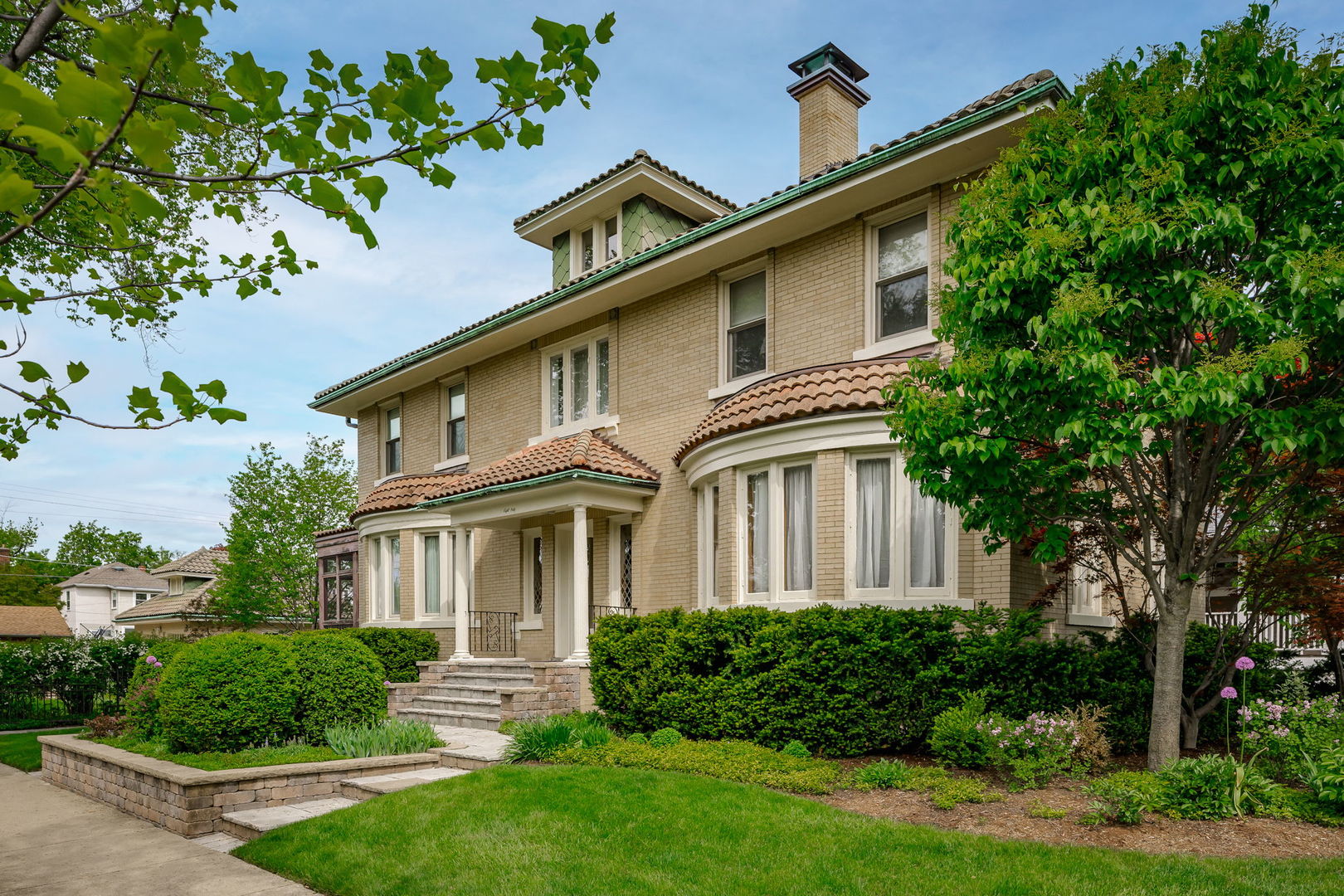 840 Augusta Boulevard