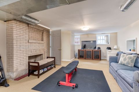 Tiny photo for 840 Augusta Boulevard, Oak Park, IL 60302 (MLS # 12643074)