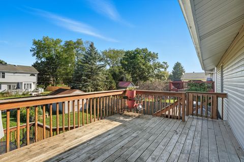 Tiny photo for 1358 Cottonwood Lane, Crystal Lake, IL 60014 (MLS # 12479772)