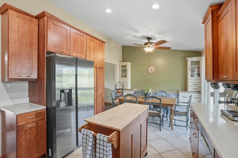 Tiny photo for 1358 Cottonwood Lane, Crystal Lake, IL 60014 (MLS # 12479772)