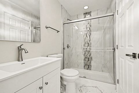 Tiny photo for 1312 W Oakmont Road, Hoffman Estates, IL 60169 (MLS # 12681598)