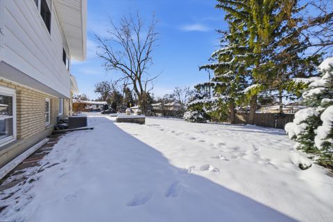 Tiny photo for 3928 N Cass Avenue, Westmont, IL 60559 (MLS # 12543225)