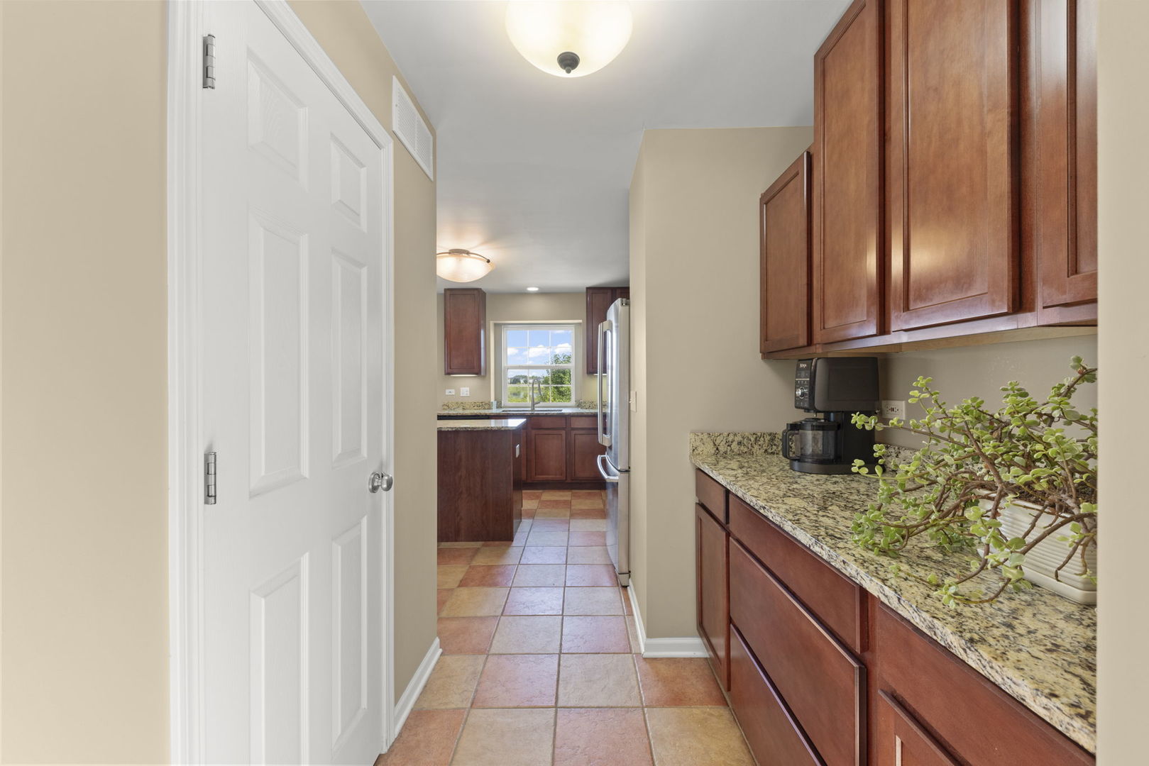 1644 Prairieview Boulevard