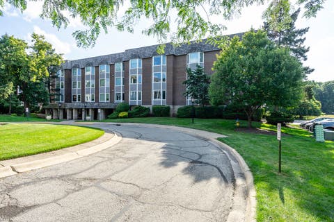 Tiny photo for 2600 Windsor Mall #2B, Park Ridge, IL 60068 (MLS # 12742803)
