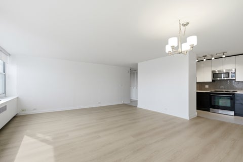 Tiny photo for 4250 N Marine Drive #2210, Chicago, IL 60613 (MLS # 12744048)