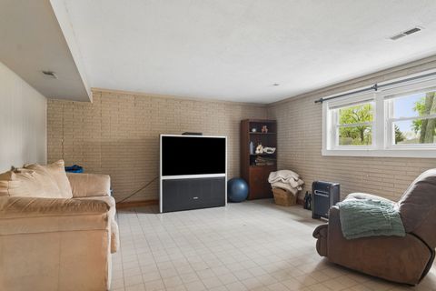 Tiny photo for Schaumburg, IL 60193 (MLS # 12626921)
