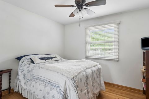 Tiny photo for Schaumburg, IL 60193 (MLS # 12626921)