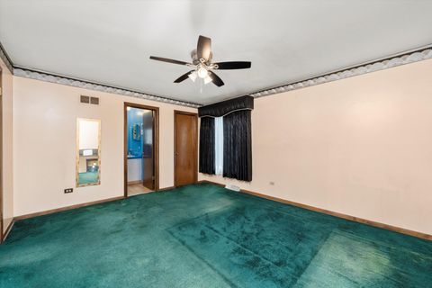 Tiny photo for 943 E 164th Court, South Holland, IL 60473 (MLS # 12485786)