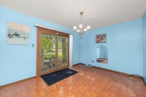 Tiny photo for 943 E 164th Court, South Holland, IL 60473 (MLS # 12485786)