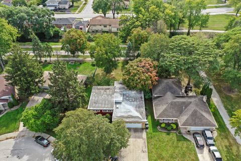 Tiny photo for 943 E 164th Court, South Holland, IL 60473 (MLS # 12485786)