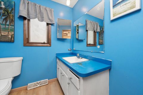 Tiny photo for 943 E 164th Court, South Holland, IL 60473 (MLS # 12485786)