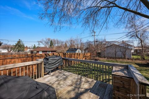 Tiny photo for 1514 N Nicholson Street, Joliet, IL 60435 (MLS # 12597242)