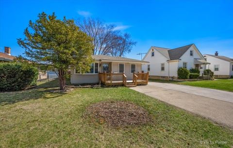 Tiny photo for 1514 N Nicholson Street, Joliet, IL 60435 (MLS # 12597242)