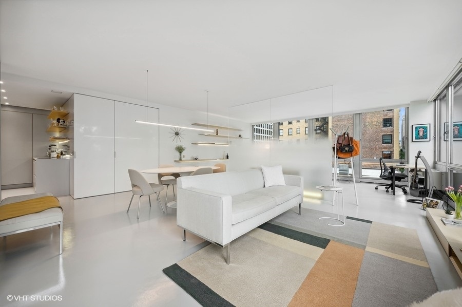 880 N LAKE SHORE Drive 3E