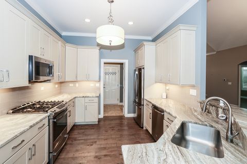 Tiny photo for 6 Sugar Maple Court, Lake In The Hills, IL 60156 (MLS # 12570564)