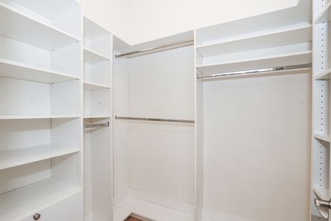 Tiny photo for 6 Sugar Maple Court, Lake In The Hills, IL 60156 (MLS # 12570564)