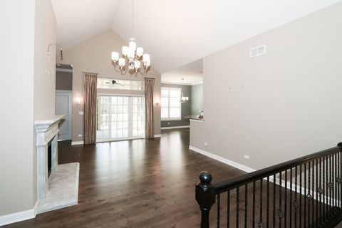 Tiny photo for 6 Sugar Maple Court, Lake In The Hills, IL 60156 (MLS # 12570564)