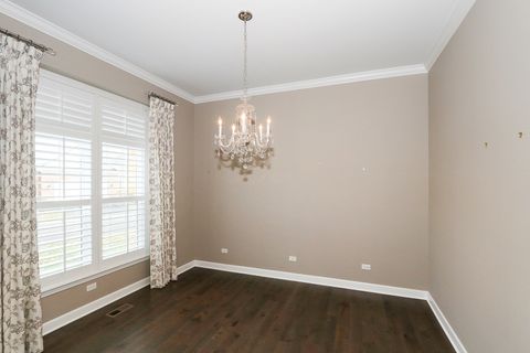 Tiny photo for 6 Sugar Maple Court, Lake In The Hills, IL 60156 (MLS # 12570564)