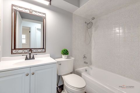 Tiny photo for 1689 S Elm Street, Des Plaines, IL 60018 (MLS # 12524187)