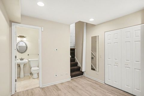 Tiny photo for 2940 N Lakewood Avenue #7, Chicago, IL 60657 (MLS # 12602162)