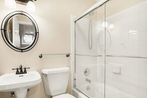 Tiny photo for 2940 N Lakewood Avenue #7, Chicago, IL 60657 (MLS # 12602162)