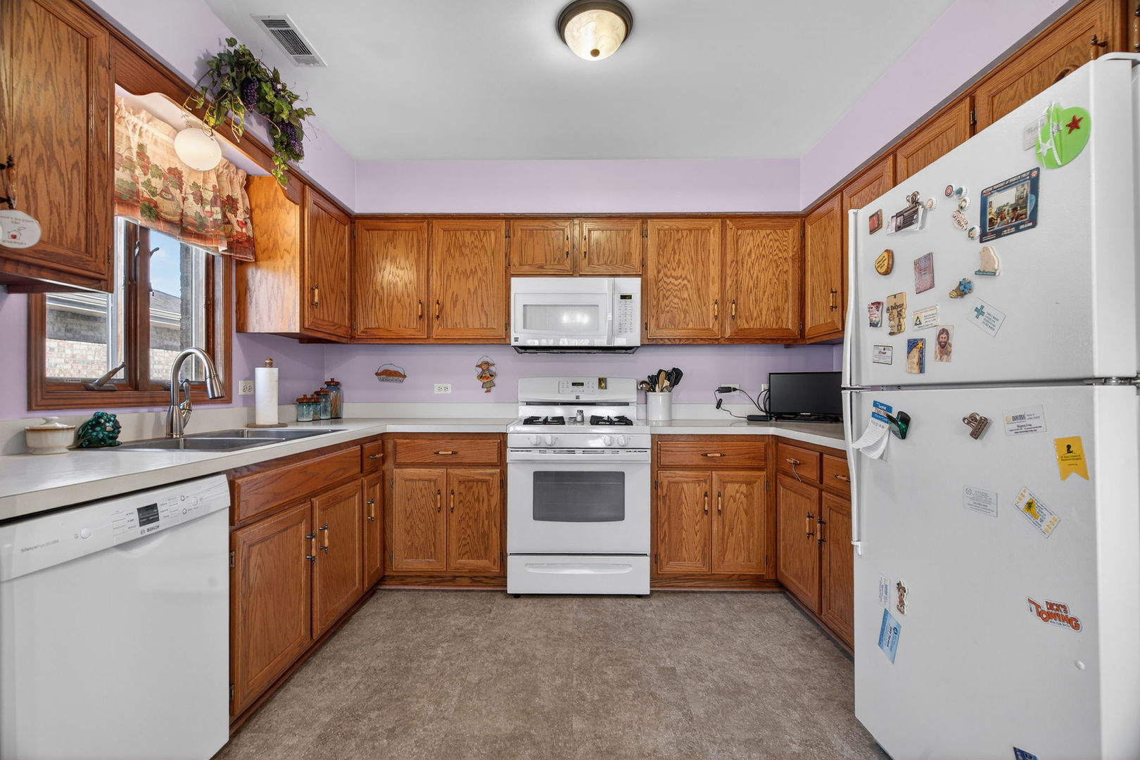 2700 Eagle Drive 2700