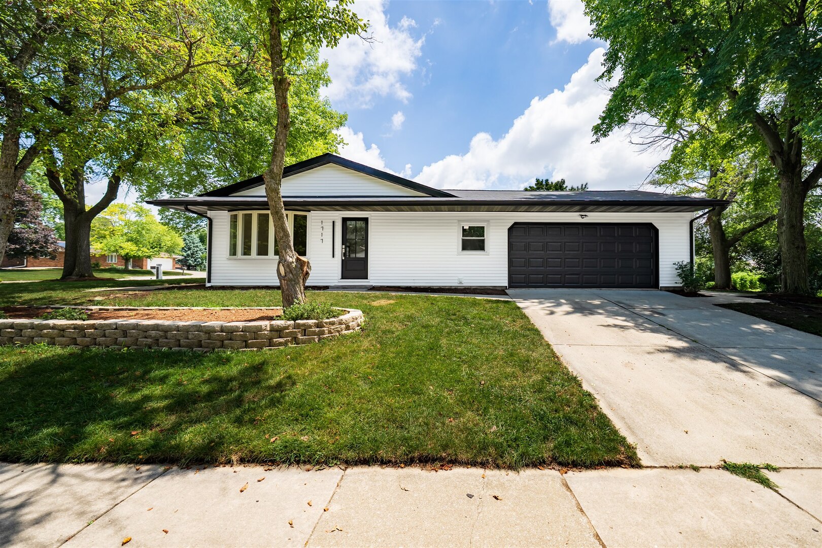 1717 Liston Court