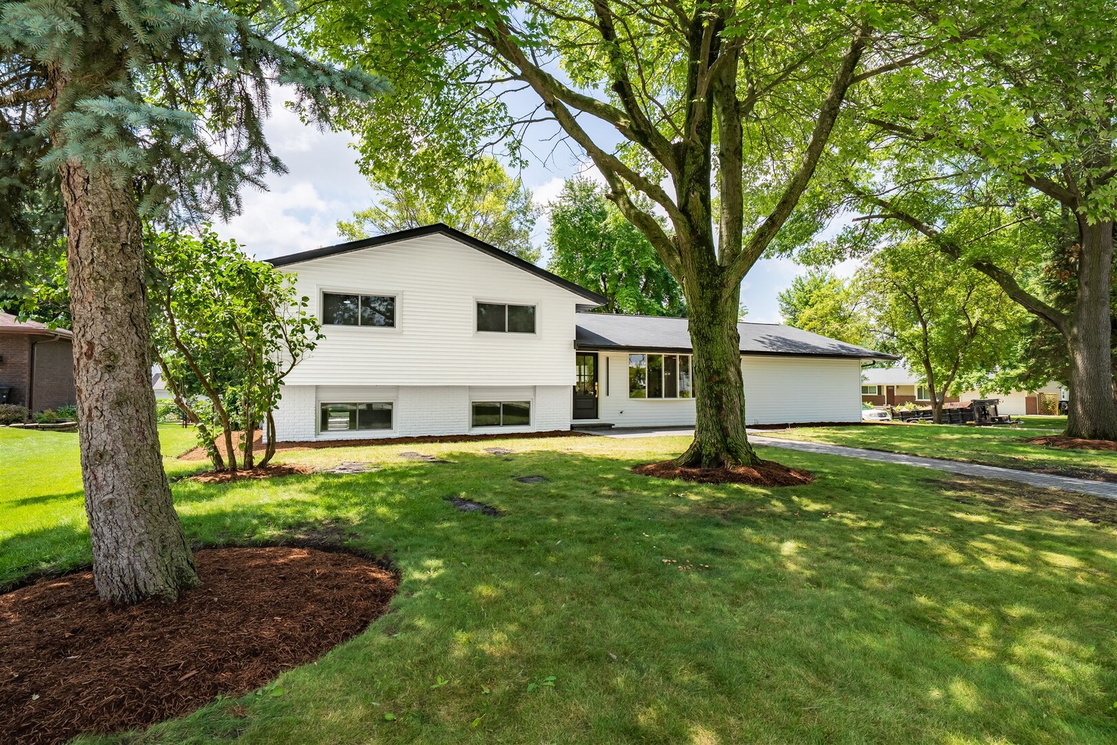 1717 Liston Court