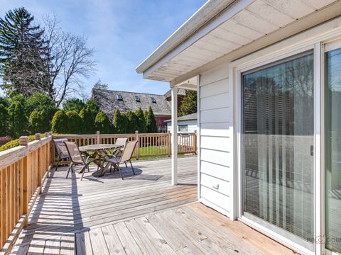 Tiny photo for 1004 Broadmoor Place, Deerfield, IL 60015 (MLS # 12387476)