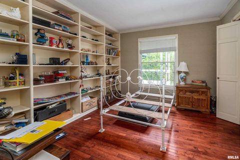 Tiny photo for 2525 EDGEWOOD Lane, Carbondale, IL 62901 (MLS # EB454423)