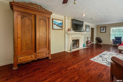 Tiny photo for 2525 EDGEWOOD Lane, Carbondale, IL 62901 (MLS # EB454423)