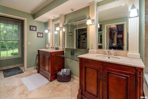 Tiny photo for 2525 EDGEWOOD Lane, Carbondale, IL 62901 (MLS # EB454423)