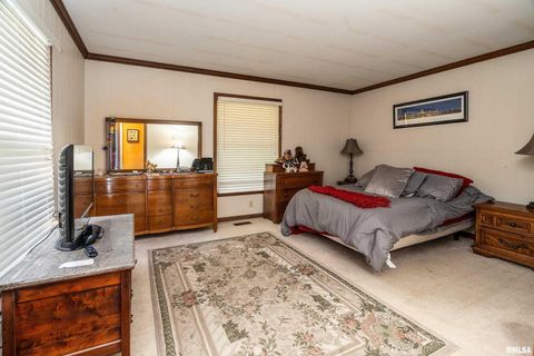 Tiny photo for 2525 EDGEWOOD Lane, Carbondale, IL 62901 (MLS # EB454423)