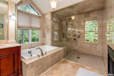 Tiny photo for 2525 EDGEWOOD Lane, Carbondale, IL 62901 (MLS # EB454423)