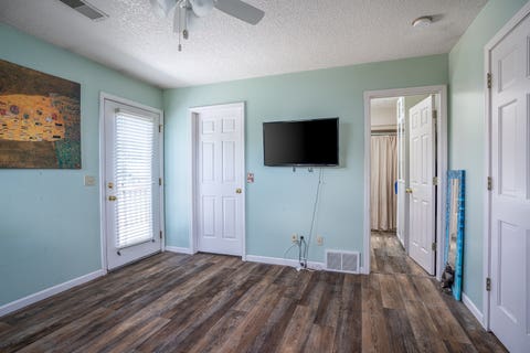 Tiny photo for 16902 206th Street, Davenport, IA 52806 (MLS # 12668620)