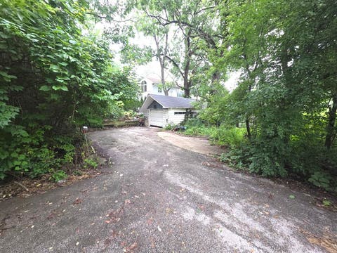 Tiny photo for 26216 N ELMWOOD Avenue, Mundelein, IL 60060 (MLS # 12722101)
