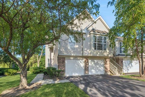 Photo of 2713 S Embers Lane, Arlington Heights, IL 60005 (MLS # 12704458)
