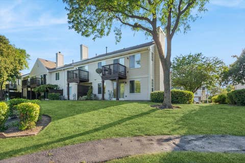 Tiny photo for 2713 S Embers Lane, Arlington Heights, IL 60005 (MLS # 12704458)