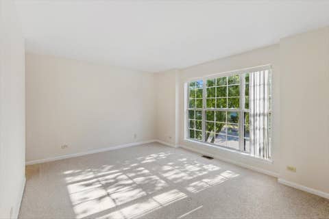 Tiny photo for 2713 S Embers Lane, Arlington Heights, IL 60005 (MLS # 12704458)