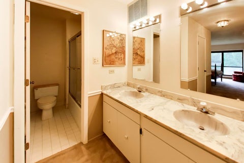 Tiny photo for 1060 Shermer Road #25, Northbrook, IL 60062 (MLS # 12737570)