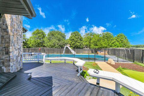 Tiny photo for 2501 Woodridge Place, Champaign, IL 61822 (MLS # 12184276)