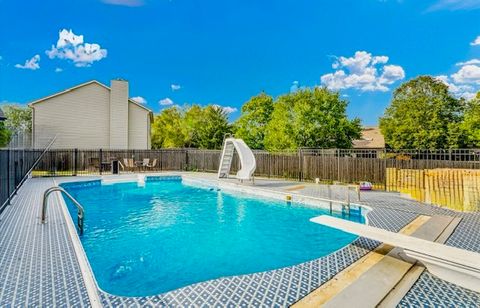 Tiny photo for 2501 Woodridge Place, Champaign, IL 61822 (MLS # 12184276)