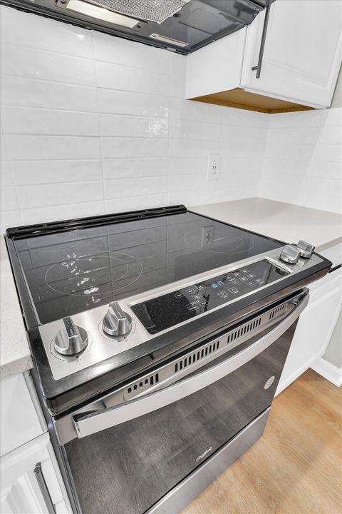 Tiny photo for 2501 Woodridge Place, Champaign, IL 61822 (MLS # 12184276)