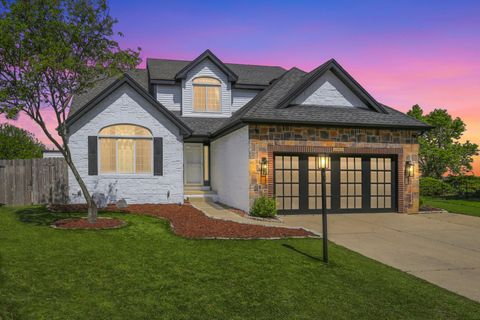 Tiny photo for 2501 Woodridge Place, Champaign, IL 61822 (MLS # 12184276)