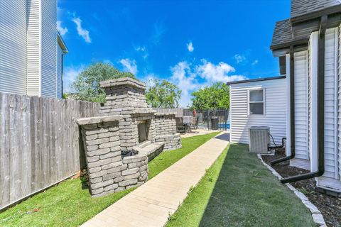 Tiny photo for 2501 Woodridge Place, Champaign, IL 61822 (MLS # 12184276)
