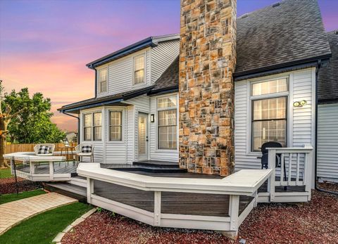 Tiny photo for 2501 Woodridge Place, Champaign, IL 61822 (MLS # 12184276)