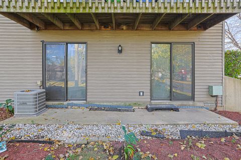 Tiny photo for 2366 South Street #D, Elgin, IL 60123 (MLS # 12507488)