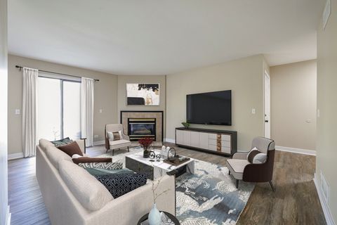 Tiny photo for 2366 South Street #D, Elgin, IL 60123 (MLS # 12507488)