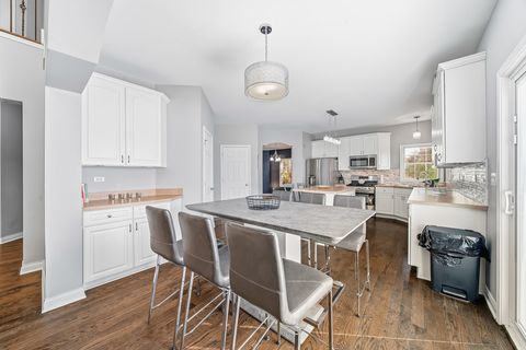 Tiny photo for 21454 English Drive, Frankfort, IL 60423 (MLS # 12505703)